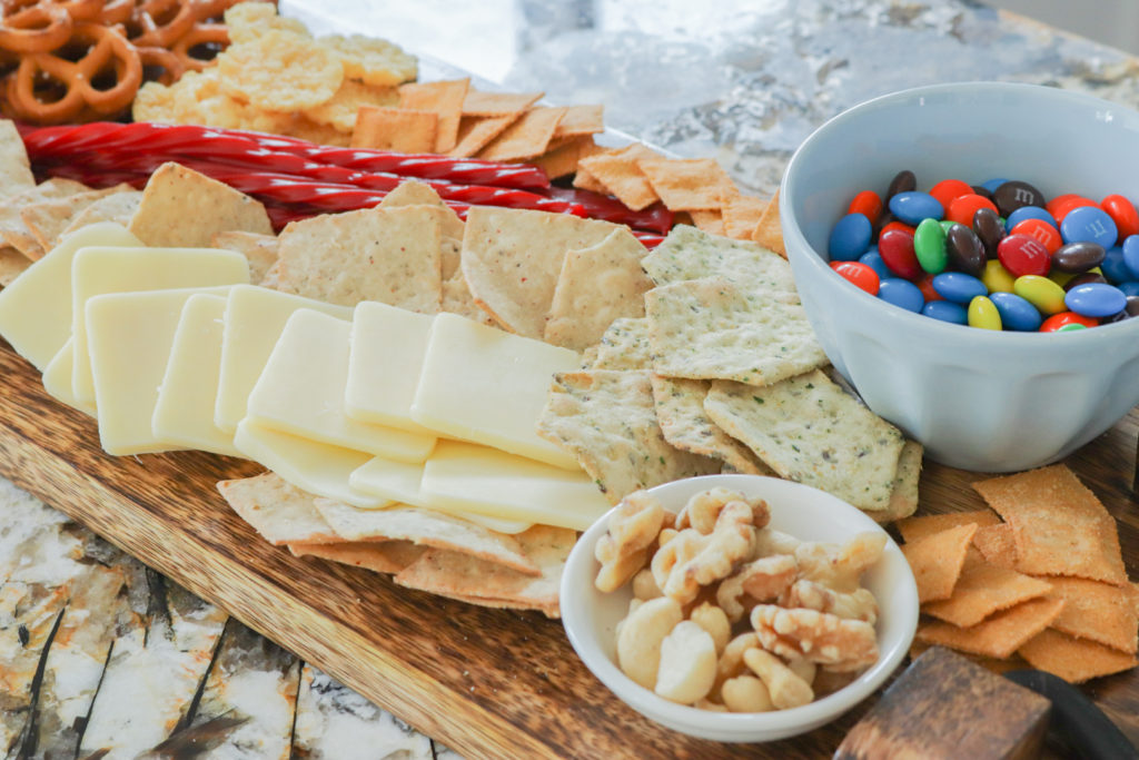 Cheese and cracker snack idea